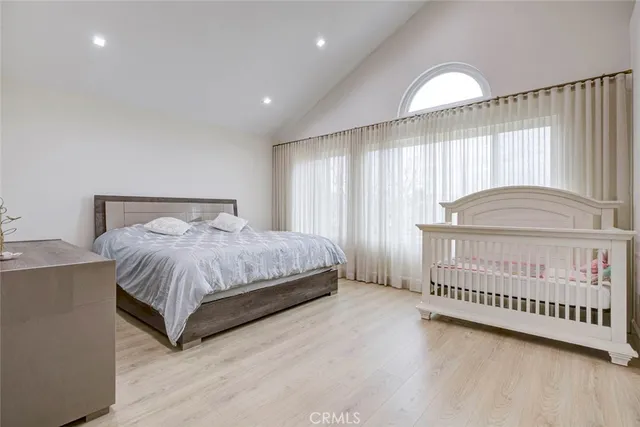 $999,999 | 28030 Kenton Lane, Saugus, CA 91350