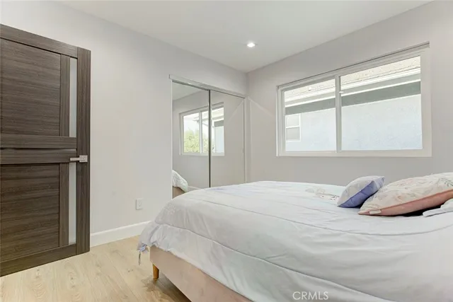 $999,999 | 28030 Kenton Lane, Saugus, CA 91350