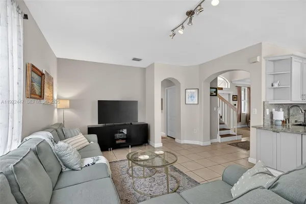 $975,000 | 15144 Southwest 20th Street, Miami, FL 33185
