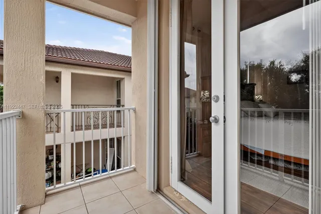 $995,000 | 15144 Southwest 20th Street, Miami, FL 33185