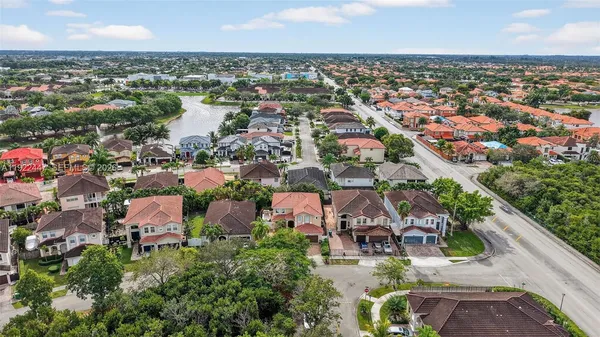 $975,000 | 15144 Southwest 20th Street, Miami, FL 33185