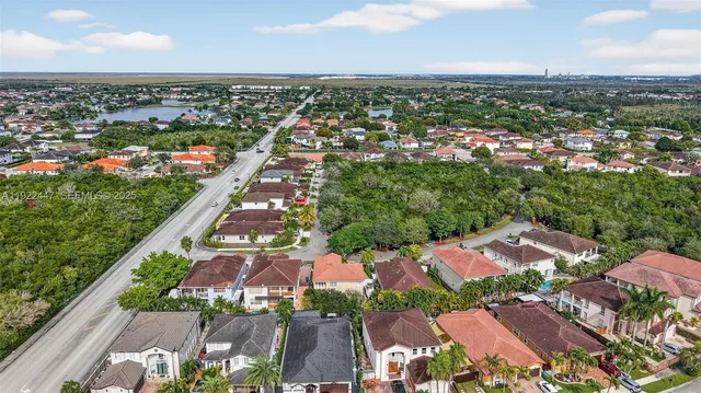 $995,000 | 15144 Southwest 20th Street, Miami, FL 33185