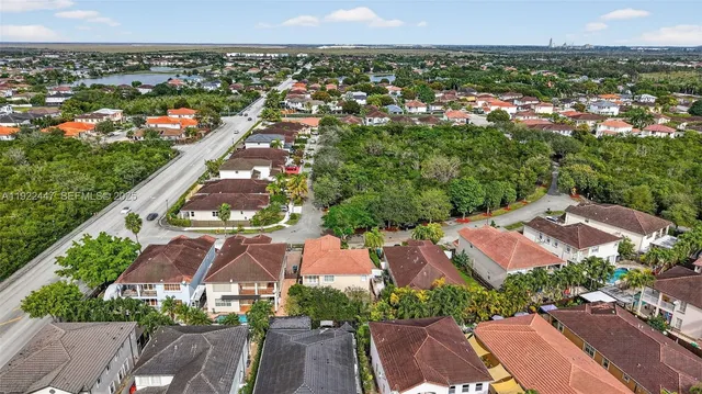 $995,000 | 15144 Southwest 20th Street, Miami, FL 33185