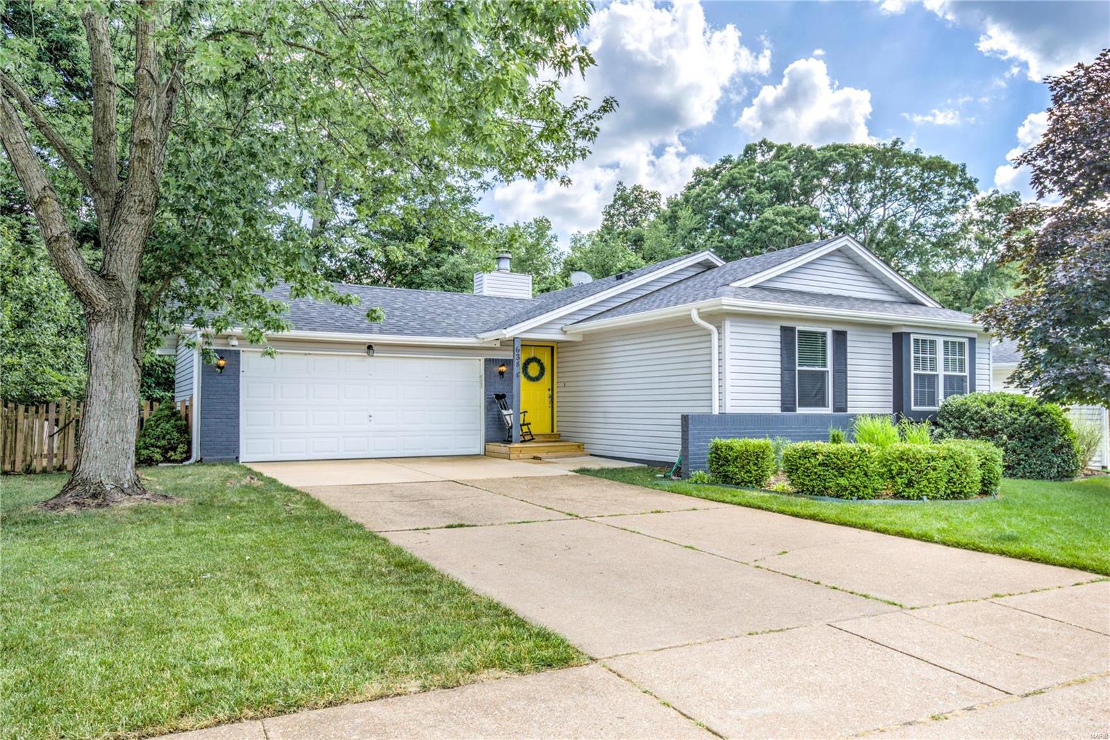 638 Rustic Valley Drive Ballwin, MO 63021 - Photo 1 of 14