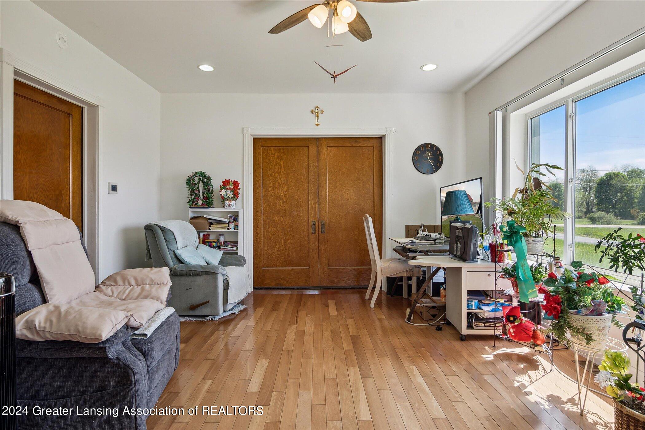 5474 South Vernon Road Durand, MI 48429 - Photo 21 of 63 24-5474-Vernon-Rd-WindowStill-37