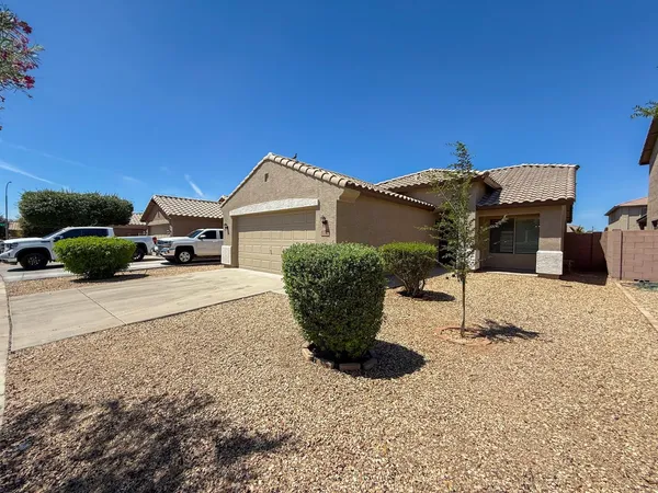 $1,995 | 11322 West Buchanan Street, Avondale, AZ 85323