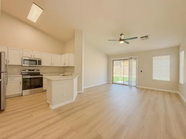 $1,995 | 11322 West Buchanan Street, Avondale, AZ 85323