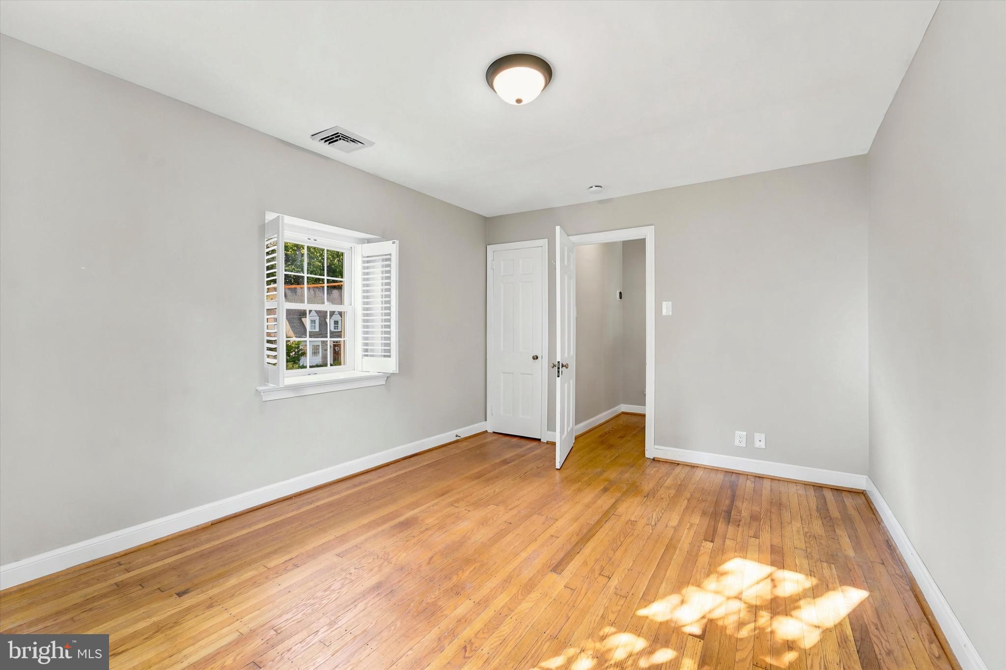 570 Strathmore Road Havertown, PA 19083 - Photo 24 of 34