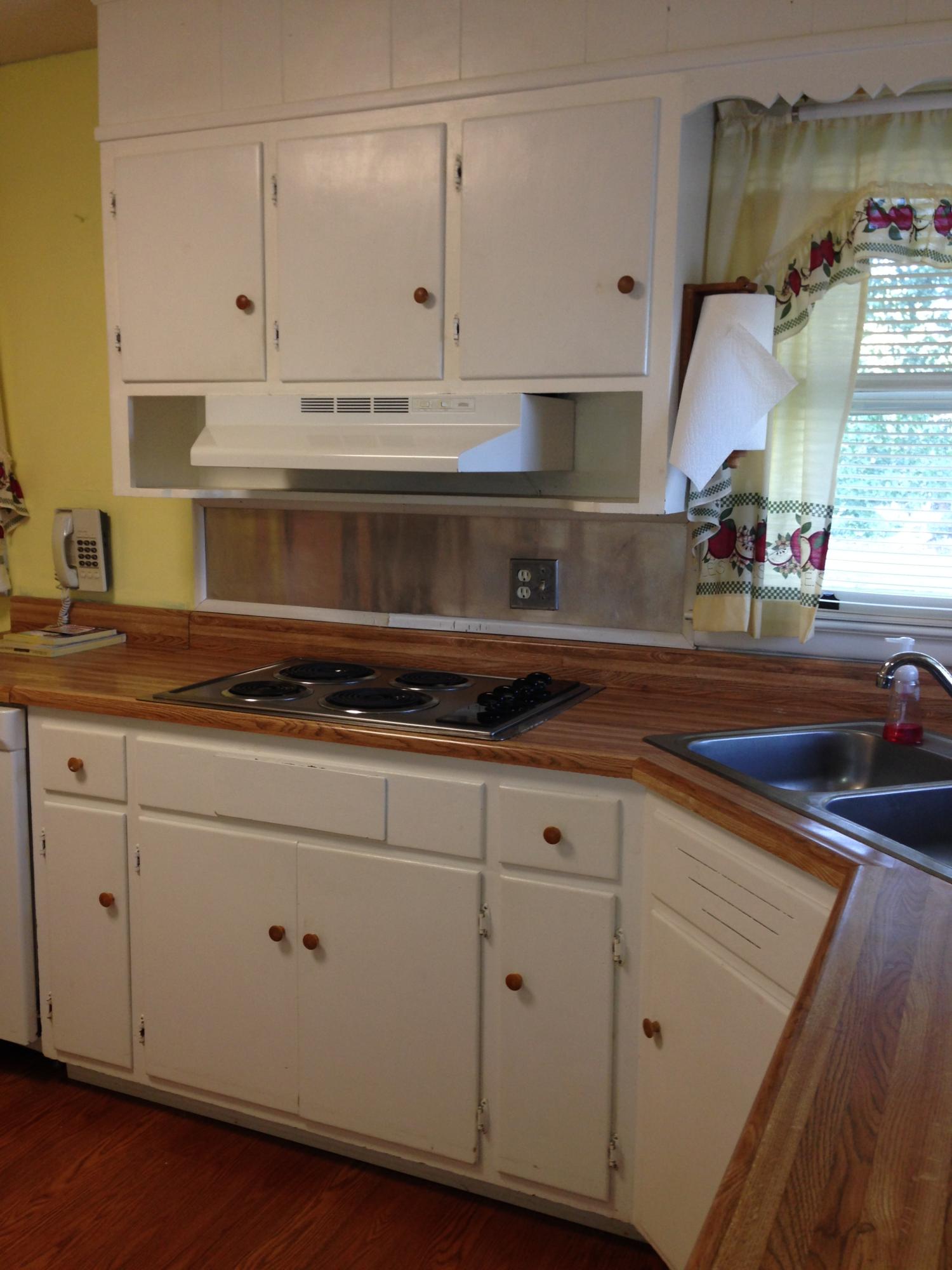 272 Sherwood Road Powell, TN 37849 - Photo 5 of 13 IMG_2576.JPG