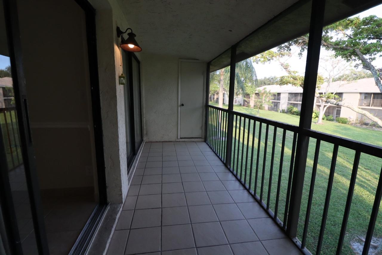 3939 Northeast 5th Avenue, Unit E201 Boca Raton, FL 33431 - Photo 34 of 36 10778817952_IMG_2621
