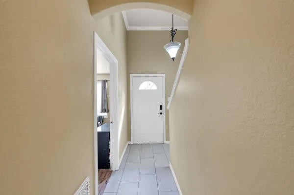 $750 | 125 Pine Street, Prairie View, TX 77445