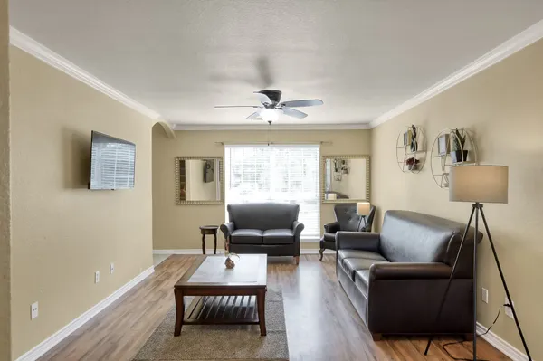 $750 | 125 Pine Street, Prairie View, TX 77445