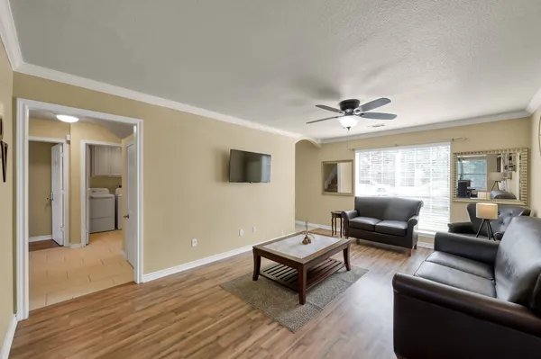 $750 | 125 Pine Street, Prairie View, TX 77445