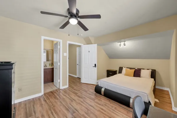 $750 | 125 Pine Street, Prairie View, TX 77445