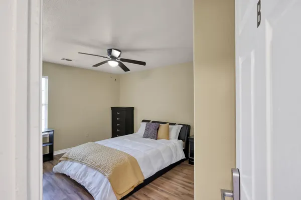 $750 | 125 Pine Street, Prairie View, TX 77445