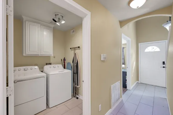 $750 | 125 Pine Street, Prairie View, TX 77445