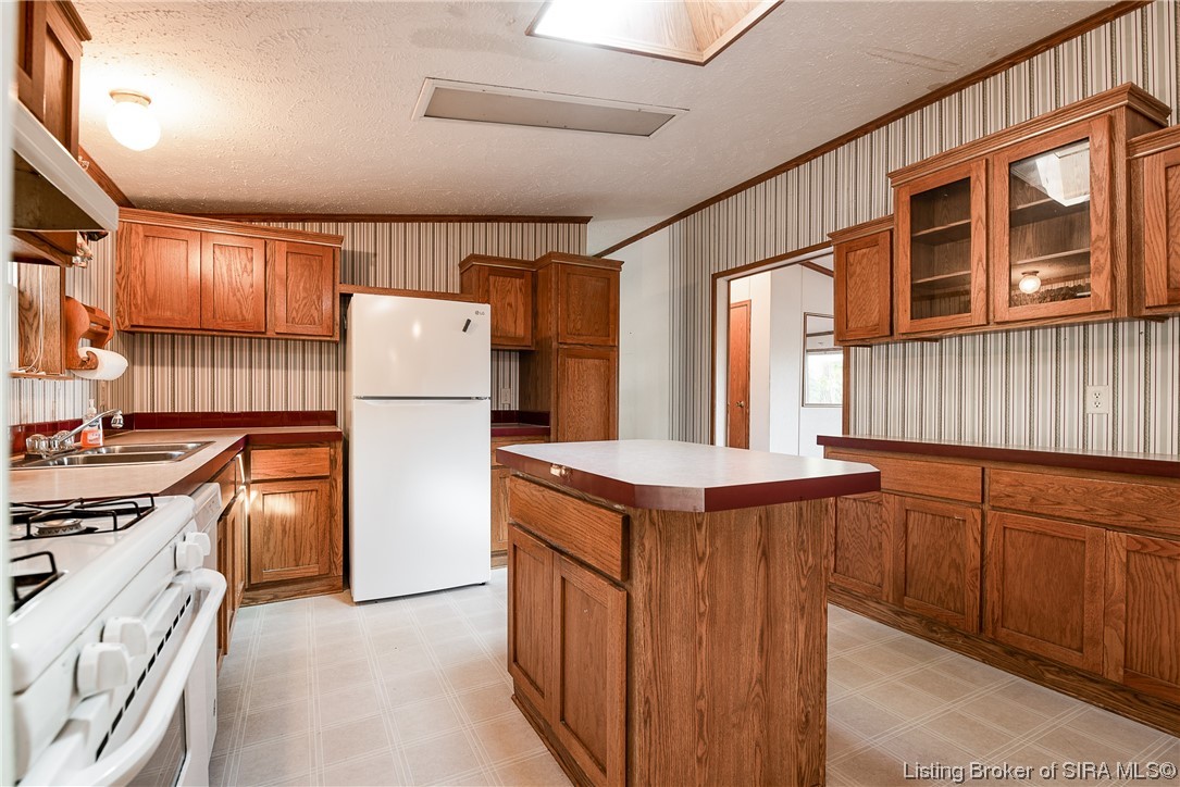14065 Reisert Road Northeast Palmyra, IN 47164 - Photo 13 of 54 Gallery Image 13
