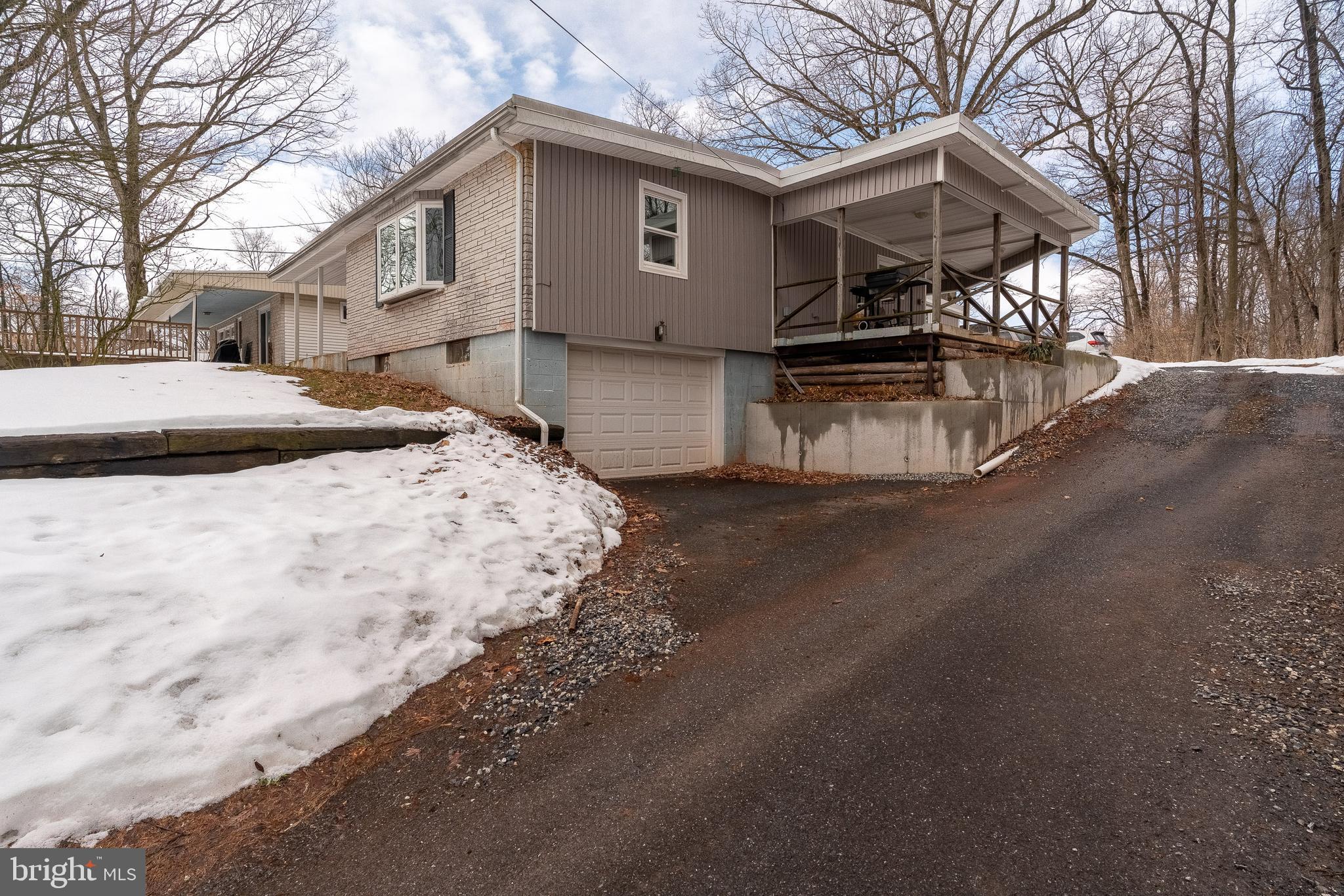 280 Horseshoe Trail Road Denver, PA 17517 - Photo 4 of 29 Gallery Image 4