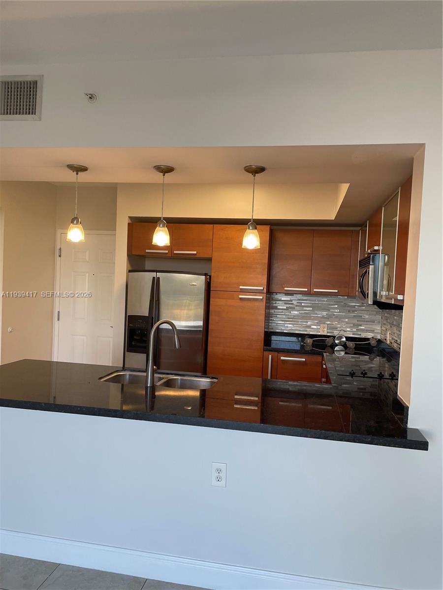 2030 Douglas Road, Unit 524 Coral Gables, FL 33134 - Photo 17 of 33