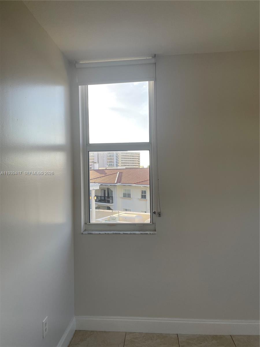 2030 Douglas Road, Unit 524 Coral Gables, FL 33134 - Photo 32 of 33