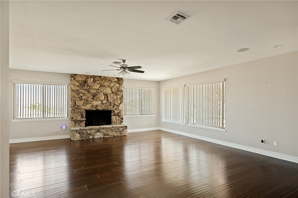 1285 Cahuilla Street Colton, CA 92324 - Photo 13 of 64