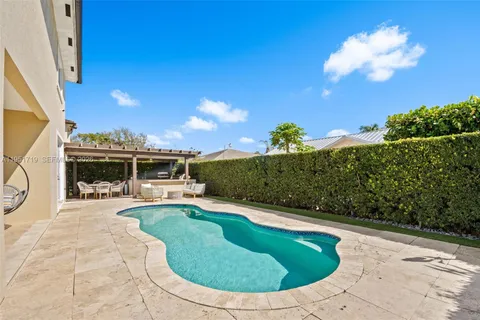 $1,299,900 | 6061 Southwest 13th Street, West Miami, FL 33144