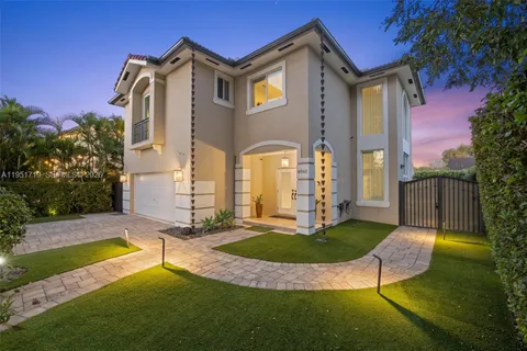 $1,299,900 | 6061 Southwest 13th Street, West Miami, FL 33144