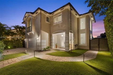 $1,299,900 | 6061 Southwest 13th Street, West Miami, FL 33144