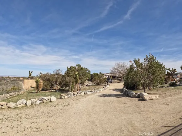 $495,000 | 30000 Buchannon Ranch Road, Llano, CA 93544