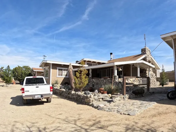 $495,000 | 30000 Buchannon Ranch Road, Llano, CA 93544