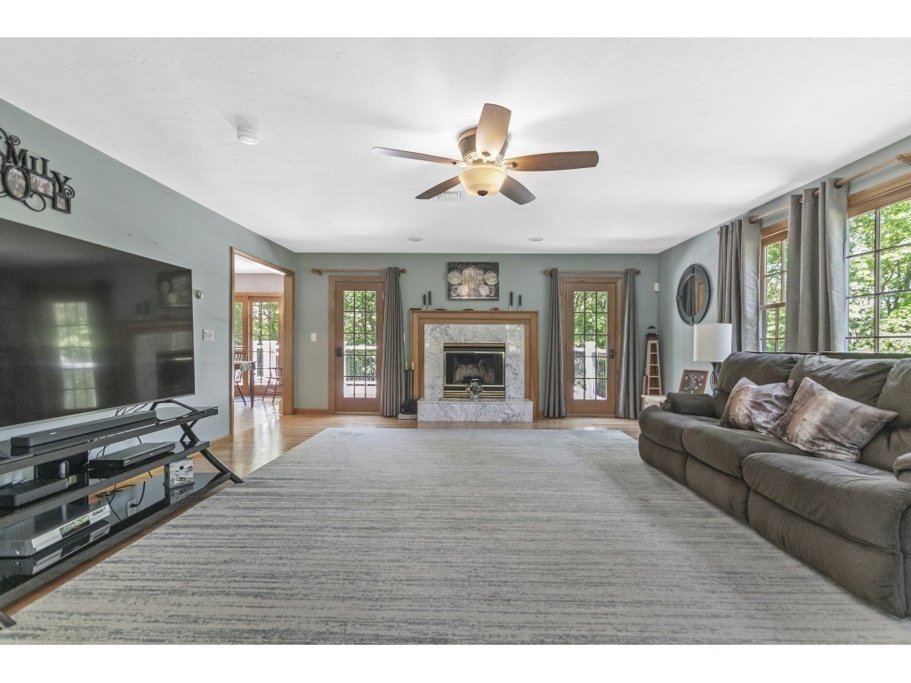57 Lincoln Woods Road Waltham, MA 02451 - Photo 11 of 36