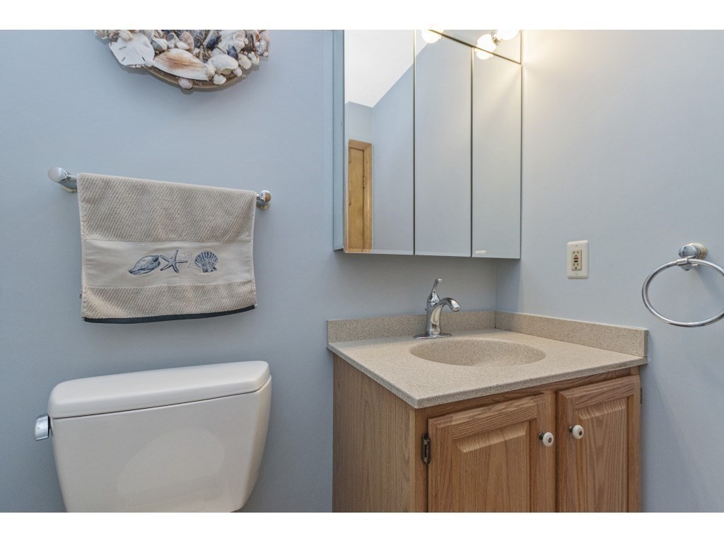 57 Lincoln Woods Road Waltham, MA 02451 - Photo 13 of 36