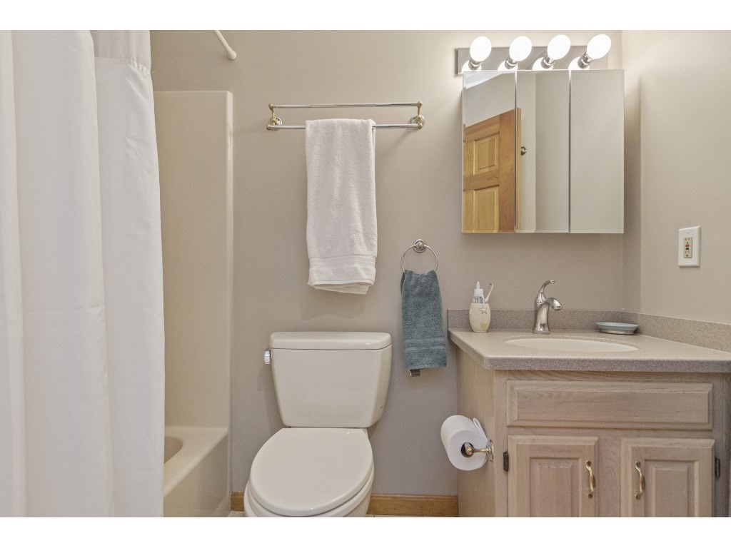 57 Lincoln Woods Road Waltham, MA 02451 - Photo 25 of 36