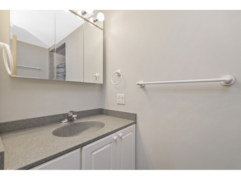 57 Lincoln Woods Road Waltham, MA 02451 - Photo 28 of 36