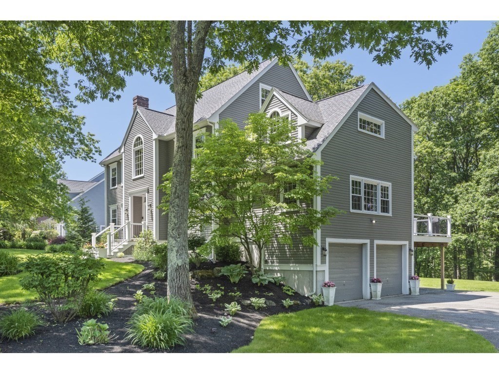 57 Lincoln Woods Road Waltham, MA 02451 - Photo 33 of 36