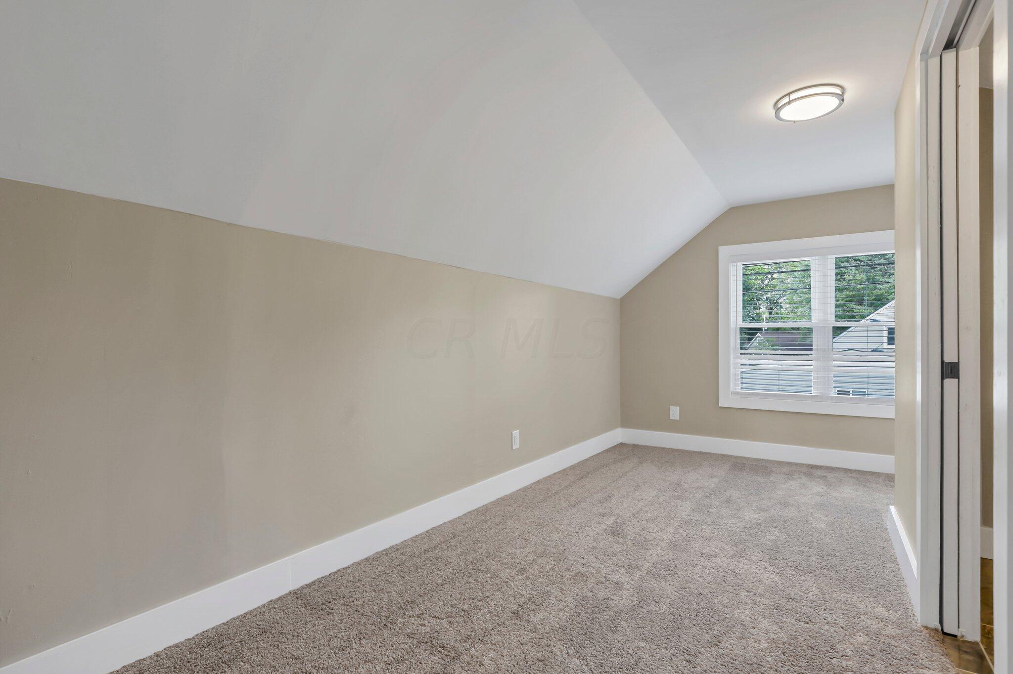 792 Exeter Road Whitehall, OH 43213 - Photo 21 of 38 24-web-or-mls-IMG_2715