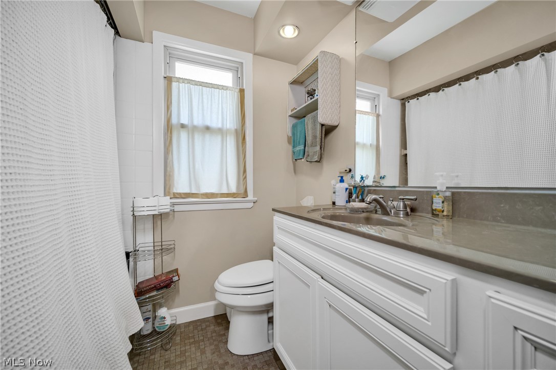 4980 Corliss Road Cleveland, OH 44124 - Photo 11 of 43
