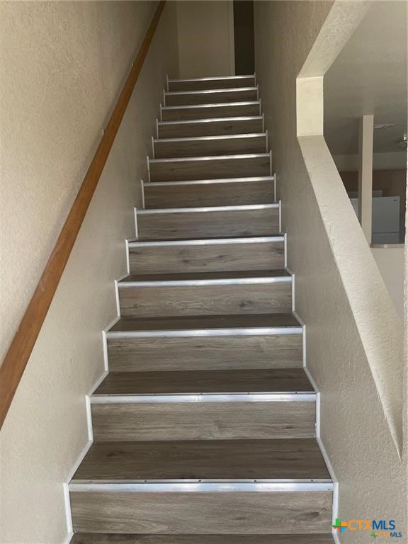 2712 Vernice Loop, Unit C Killeen, TX 76549 - Photo 18 of 24 a view of entryway