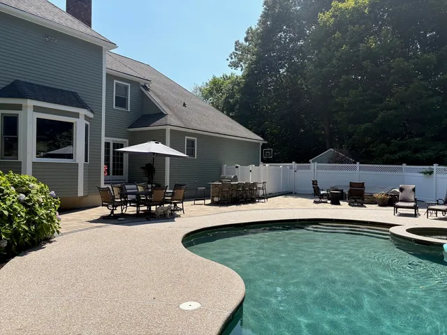 $2,350,000 | 177 Bay Colony Drive, Westwood, MA 02090