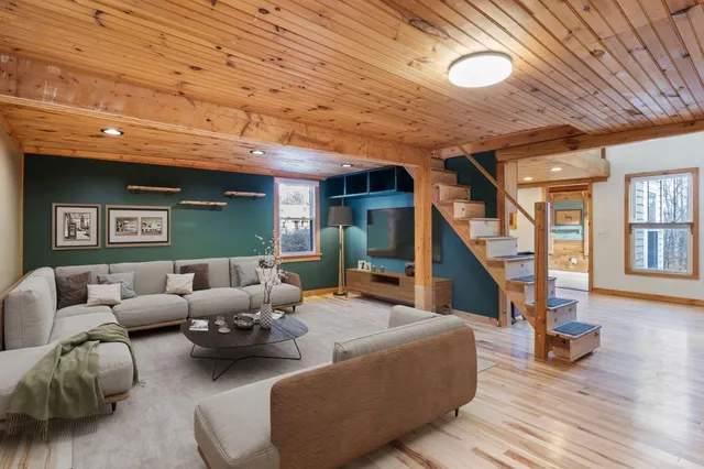 $419,900 | 37 Swan Road, Windham, ME 04062