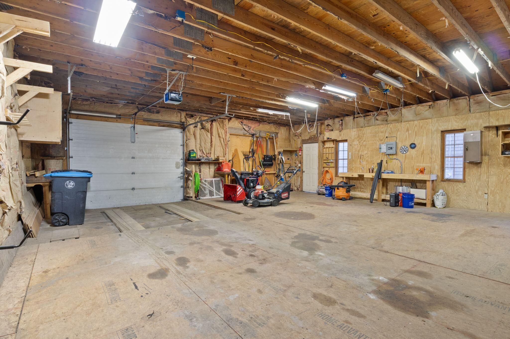 37 Swan Road Windham, ME 04062 - Photo 36 of 58 37_Swan_Rd_33