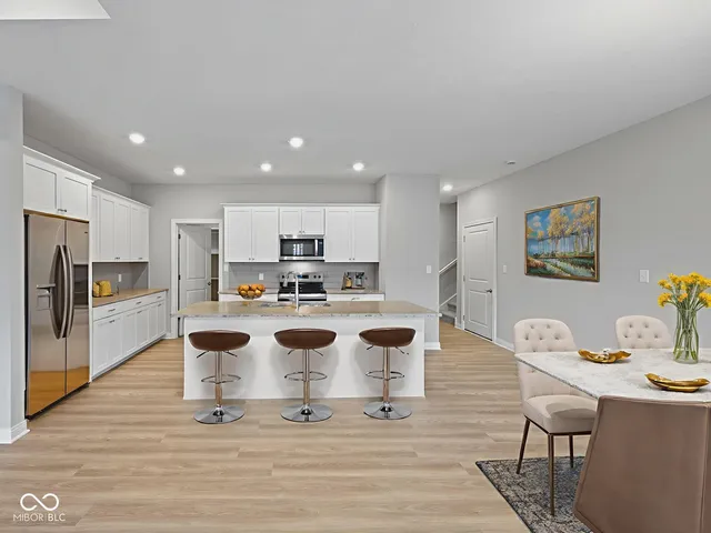 $339,900 | 2331 Saddle Drive, Shelbyville, IN 46176