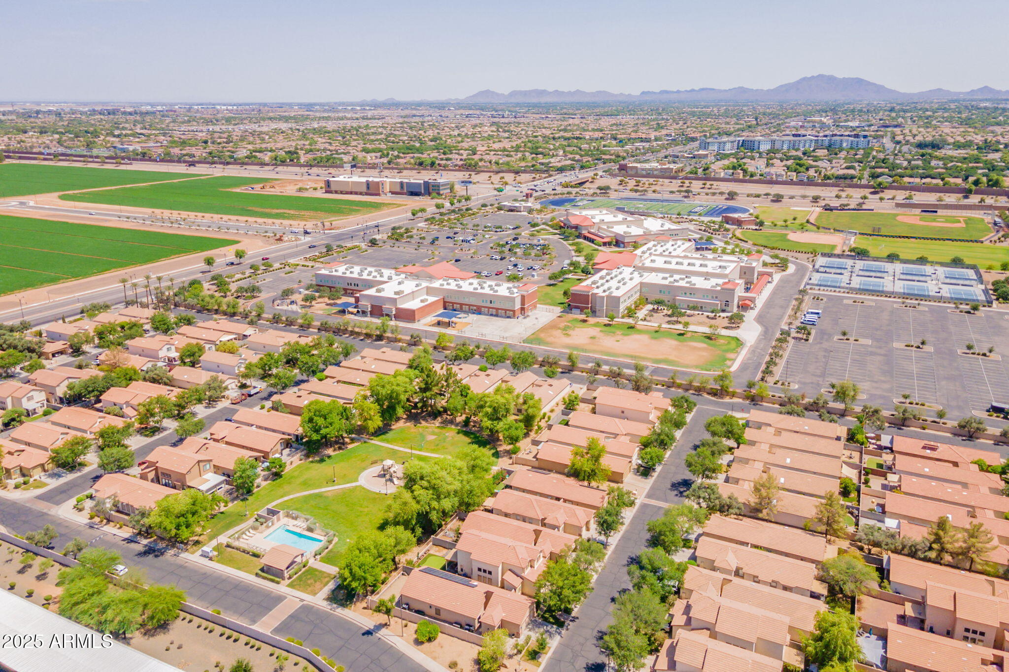 931 South Racine Lane Gilbert, AZ 85296 - Photo 58 of 62 58-web-or-mls-Racine-9