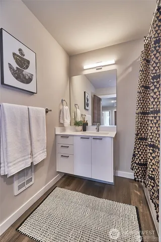 $1,565,000 | 7980 170th Avenue Northeast, Redmond, WA 98052