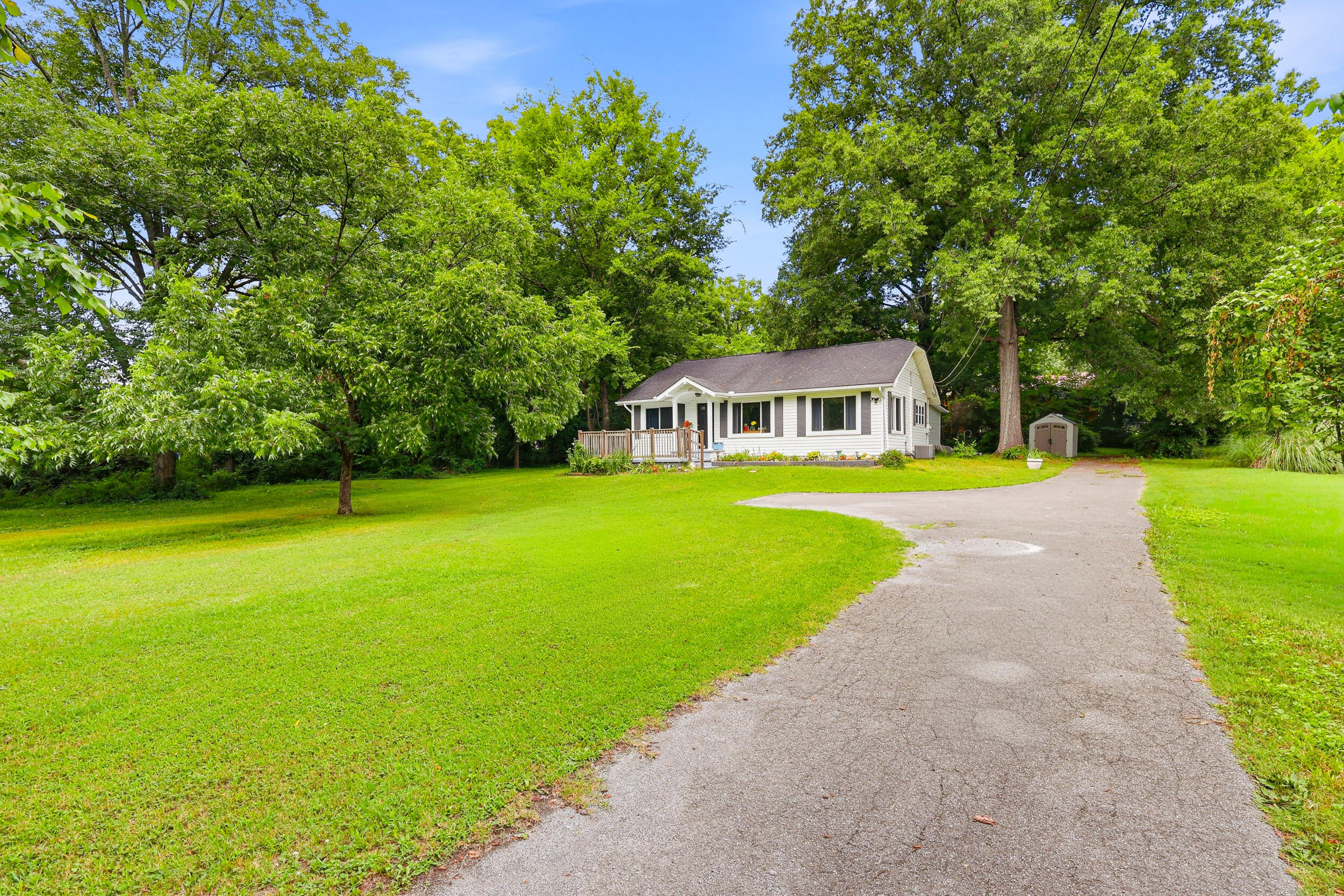 175 Dietz Road Ringgold, GA 30736 - Photo 2 of 30 175 dietz road-2