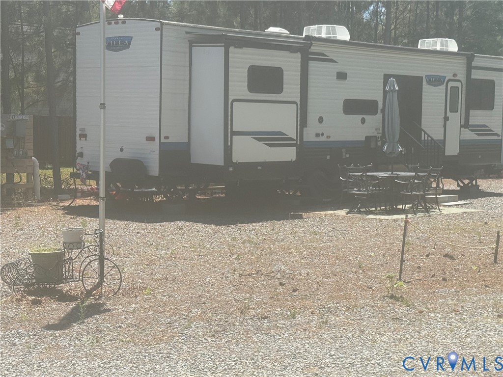 13 Parker Road Reedville, VA 22539 - Photo 3 of 11