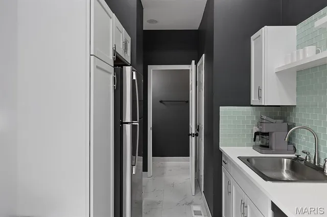 $2,300 | 2262 South Jefferson Avenue, St. Louis, MO 63104