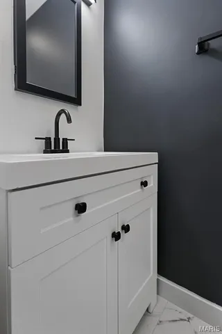 $2,300 | 2262 South Jefferson Avenue, St. Louis, MO 63104