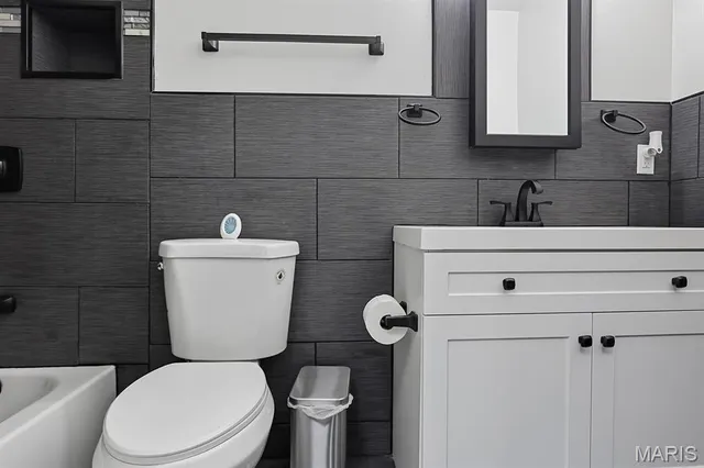 $2,300 | 2262 South Jefferson Avenue, St. Louis, MO 63104