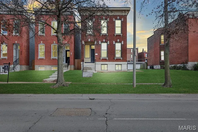 $2,300 | 2262 South Jefferson Avenue, St. Louis, MO 63104